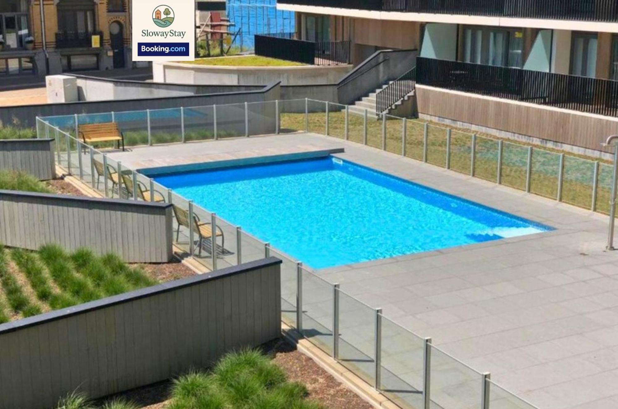 Appartement Elegant One Bedroom With Sea Views & Pool By Slowaystay Serviced & Short Lets Oostende