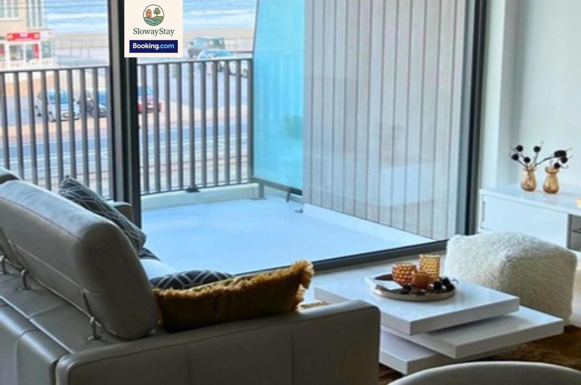 Elegant One Bedroom With Sea Views & Pool By Slowaystay Serviced & Short Lets Appartement Oostende